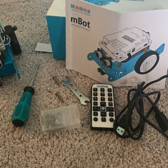 Makeblock mBot - all items included - fully functioning - Picture 5 of 7